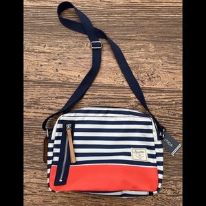 Nautica 10 x 7 ladies new Crossbody Purse